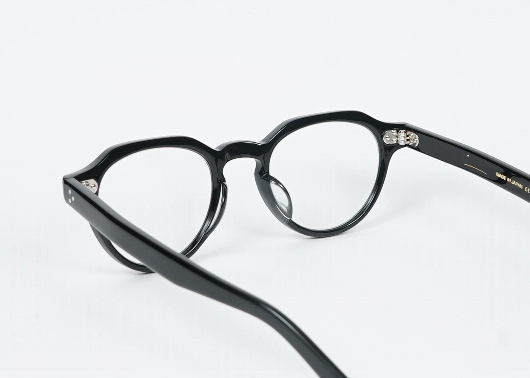 HibiMegane ONLINE SHOP | QWON EYEWEAR クヲンアイウェア［MOURLOT/BK